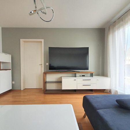 Near Lake Spacious & Furnished Beautiful Apartment Viena Exterior foto