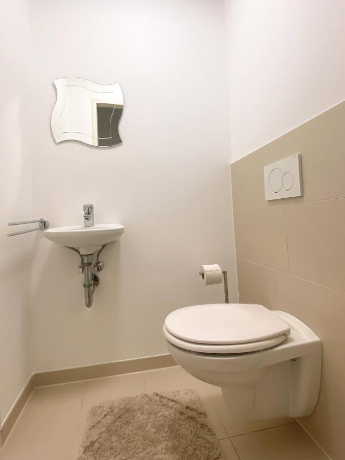 Near Lake Spacious & Furnished Beautiful Apartment Viena Exterior foto
